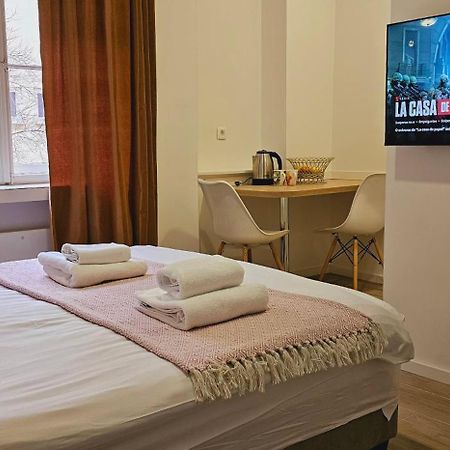 Noble Studio Apartments Zagreb Extérieur photo