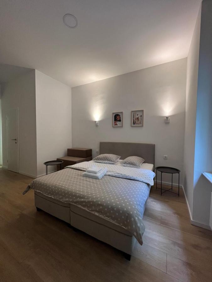 Noble Studio Apartments Zagreb Extérieur photo