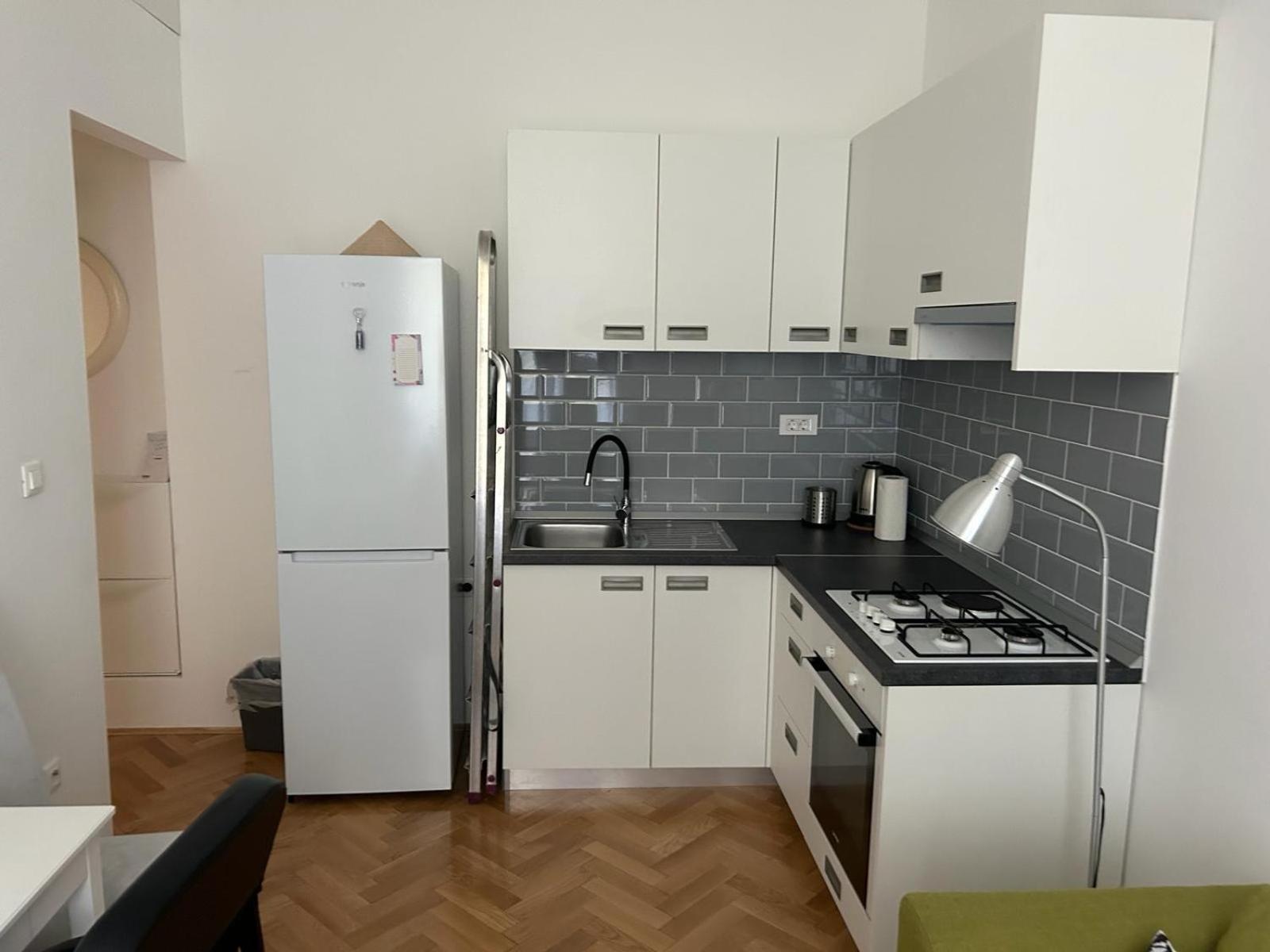 Noble Studio Apartments Zagreb Extérieur photo